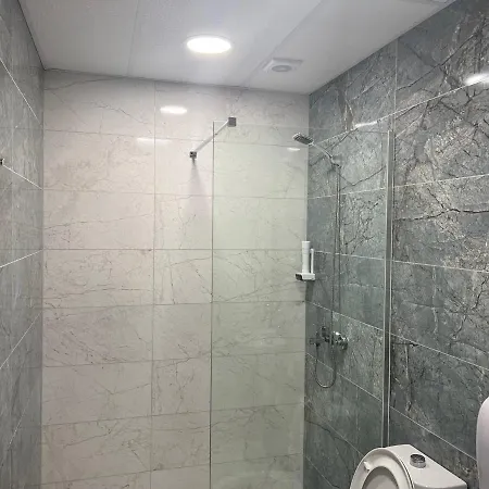 добруджа Hotel Shumen