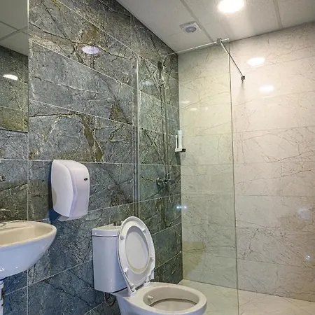 добруджа Hotel Shumen