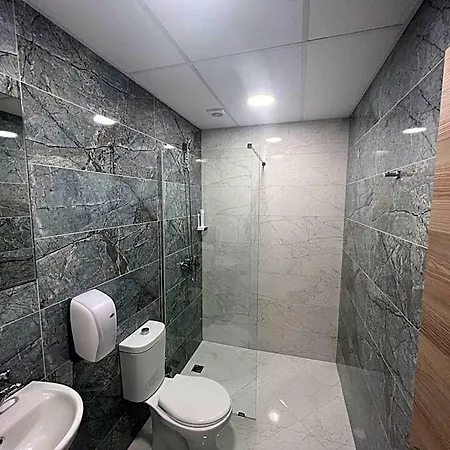добруджа Hotel Shumen